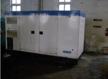 伊吾康明斯150kw大型柴油二手发电机组